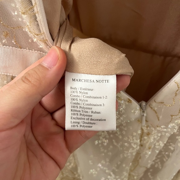 NWT Marchesa Notte Glitters Tulle Ivory Wedding Gown - Picture 8 of 13